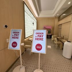 Molly Tea - Self kiosks
