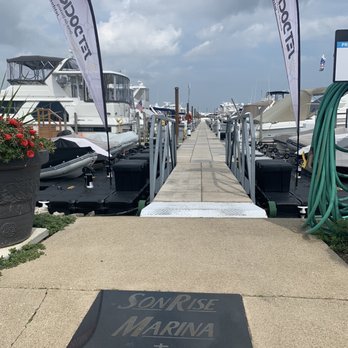 Son Rise Marina - Very well maintained docks - Boating Near Me - Sandusky, Ohio Son Rise Marina - Very well maintained docks - Boating Near Me - Sandusky, Ohio