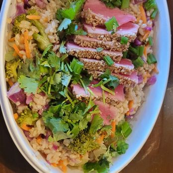 The Toss Up - Ahi tuna bowl - Salad Near Me - Gardena, California The Toss Up - Ahi tuna bowl - Salad Near Me - Gardena, California
