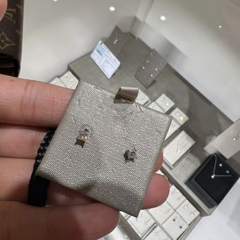 Kay Jewelers - Princess Cut Diamond Studs - Jewelry Near Me - Milpitas, California Kay Jewelers - Princess Cut Diamond Studs - Jewelry Near Me - Milpitas, California