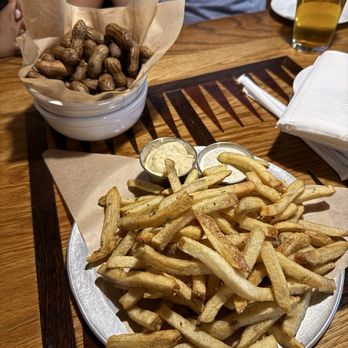 Ormsby's - Hand-Cut Fries and Classic Southern Style Hot Boiled Peanuts - Sandwiches Near Me - Atlanta, Georgia Ormsby's - Hand-Cut Fries and Classic Southern Style Hot Boiled Peanuts - Sandwiches Near Me - Atlanta, Georgia