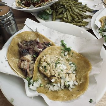 Taquería Los Cocuyos - Tacos de Ojos + cesos - Street Vendors Near Me - México, D.F., DIF