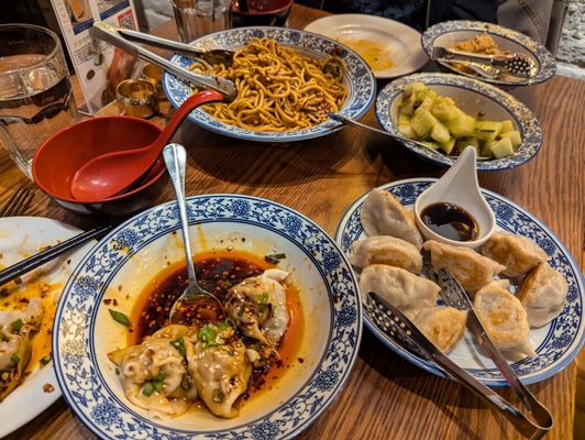 Chengdu Bistro West Town 蓉小馆 by null Chengdu Bistro West Town 蓉小馆 by null