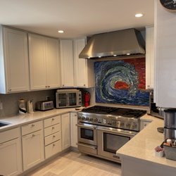Beach House Retreats - You will love the kitchen. The 48 Thermador range with pot filler makes feeding the crew a breeze!Check out the new backsplash!