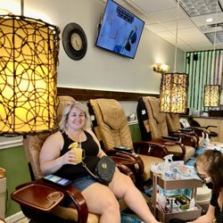 Nail Spa Expose - She is enjoying with Mix drink