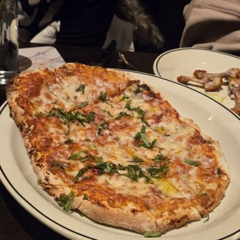 The Oak House - Margarita pizza - Wine Bars Near Me - Oradell, New Jersey The Oak House - Margarita pizza - Wine Bars Near Me - Oradell, New Jersey