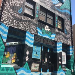 Radio 4ZZZ-FM - Outside of station