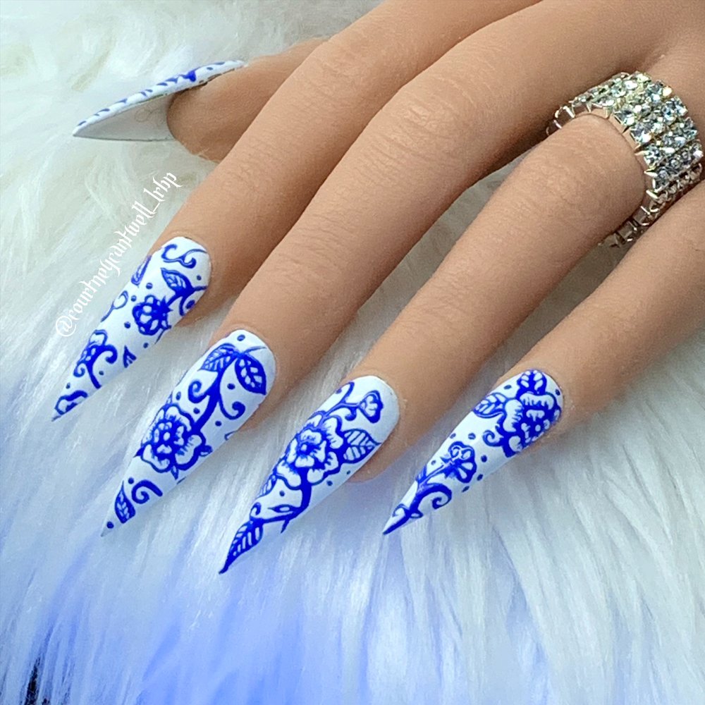 LADIES ROOM BEAUTY PARLOR Updated March 2024 34 Photos 109 1/2 W 8th St, Hanford