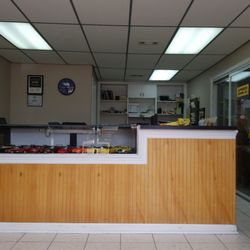 Sterling Collision & Paint Center - Unprofessional