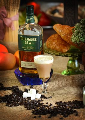 Bennett's Kitchen Bar Market by null