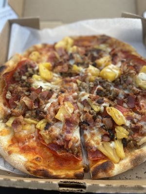 FireWorks Pizza - Leesburg by null