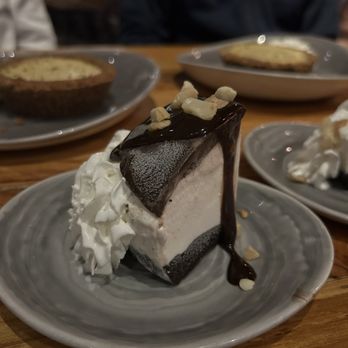 Duke's La Jolla - Kimo's Original Hula Pie - New American Near Me - La Jolla, California Duke's La Jolla - Kimo's Original Hula Pie - New American Near Me - La Jolla, California