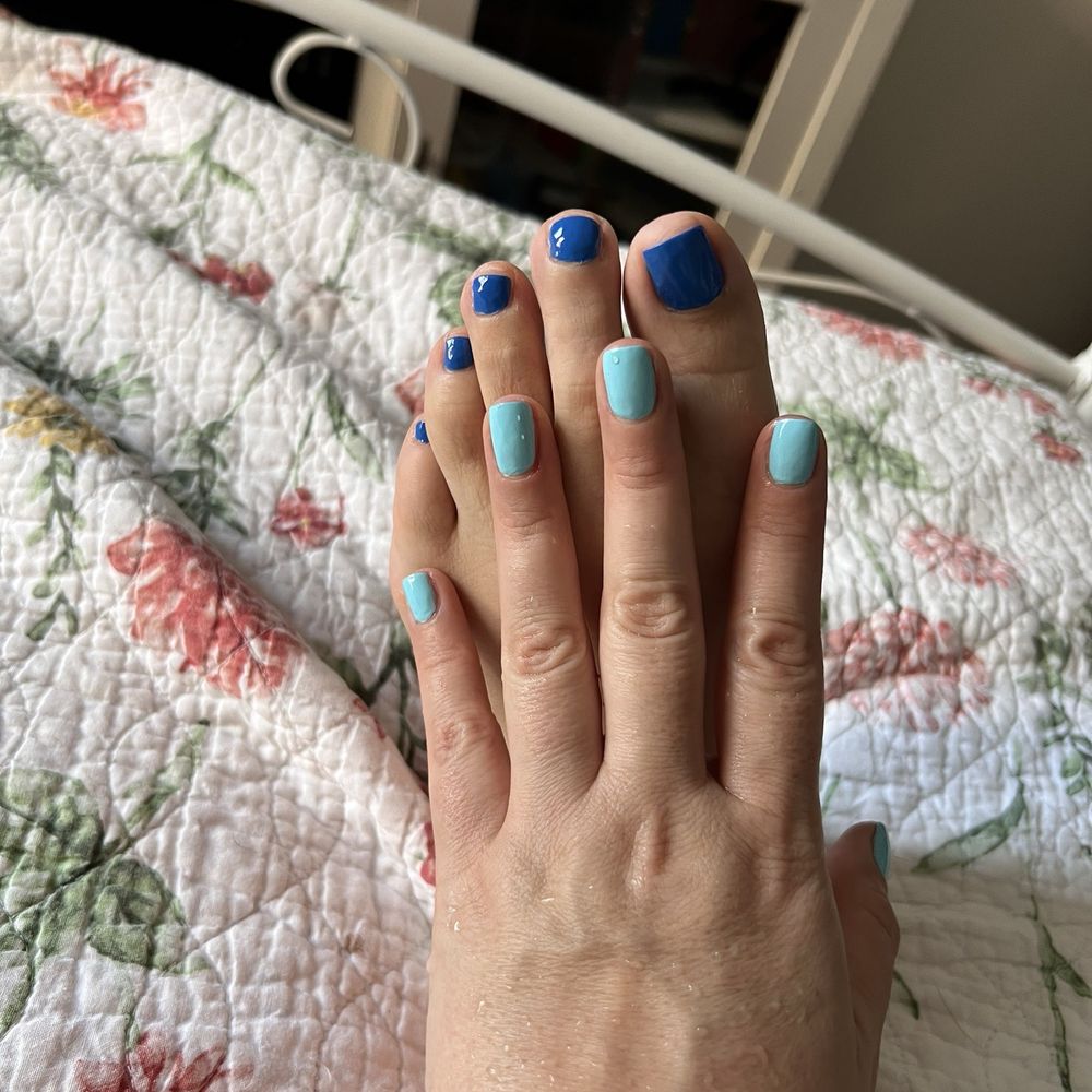 My regular Mani Pedi - love it! My regular Mani Pedi - love it!