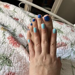 My regular Mani Pedi - love it! My regular Mani Pedi - love it!