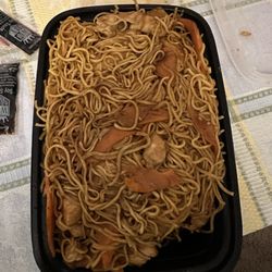 Cheng's Restaurant - Chicken Lo Mein