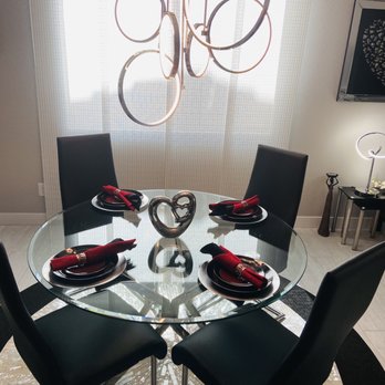 MNM Furniture - Round glass and chrome dinner table from MNM Furniture - Furniture Stores Near Me - Phoenix, Arizona