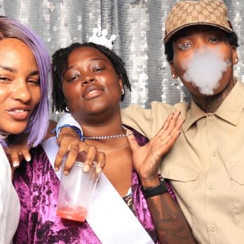 FlashBar Photo Booth - Photo Booth Rentals Near Me FlashBar Photo Booth - Photo Booth Rentals Near Me