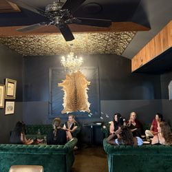 Makawao Public House - Inside
