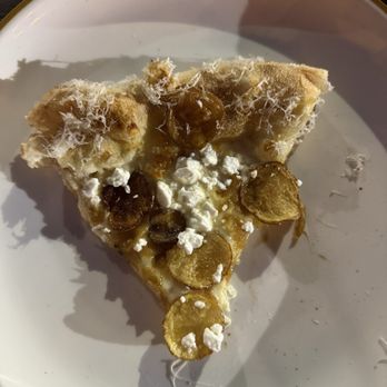 Centro Cali Brewing - Potato pizza - Breweries Near Me - Bakersfield, California Centro Cali Brewing - Potato pizza - Breweries Near Me - Bakersfield, California