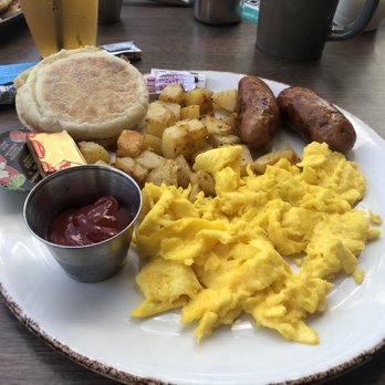 7 Mile Kitchen - American breakfast - New American Near Me - Carlsbad, California
