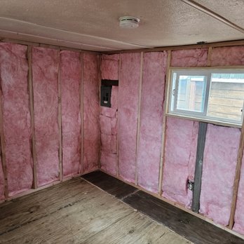 Gamez 7 Construction - a room with pink insulation - General Contractors Near Me Gamez 7 Construction - a room with pink insulation - General Contractors Near Me