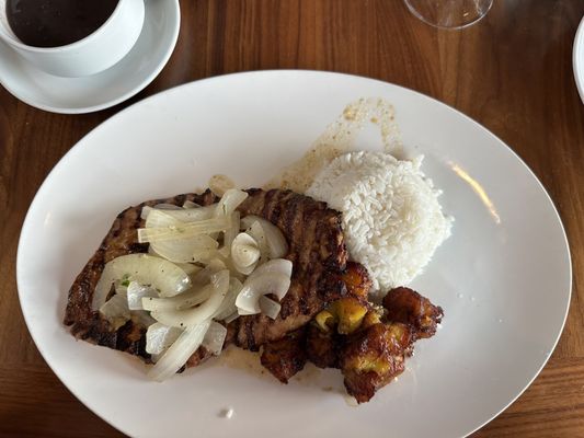 El Meson by null