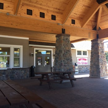 Wellesley Island State Park - Main lodge - eating area - Parks Near Me - Wellesley Island, New York Wellesley Island State Park - Main lodge - eating area - Parks Near Me - Wellesley Island, New York