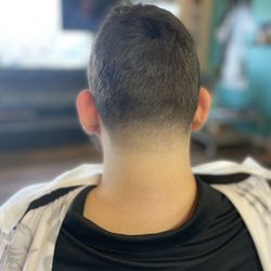 Split Ends A Seaside Barbershop - Taper