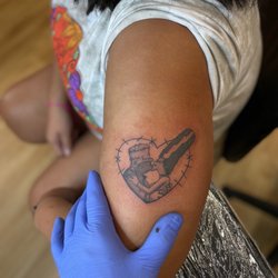 Vantablack Tattoo Gallery - Art, homer and marge, Treehouse of horror!