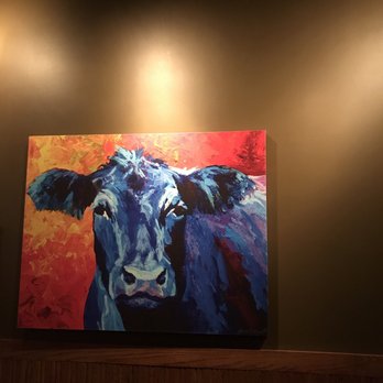 Red Cow 50th & France - Interior photo - Burgers Near Me - Minneapolis, Minnesota
