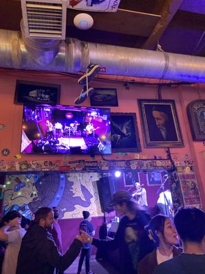 Will's Pub by null