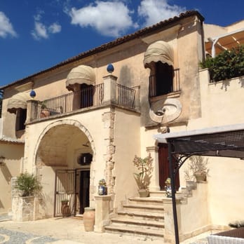 Chiusa di Carlo - Hotels Near Me - Siracusa, SR