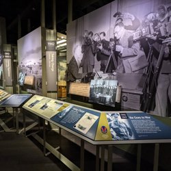 Eisenhower Presidential Library and Museum - Becoming Supreme Commander