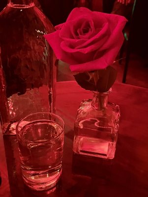 Golden Era Cocktail Bar and Lounge by null