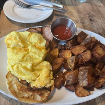 Germantown Cafe - Ham Benedict - New American Near Me - Nashville, Tennessee Germantown Cafe - Ham Benedict - New American Near Me - Nashville, Tennessee
