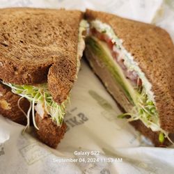 Erik's DeliCafe of Roseville - Turkey with pesto