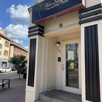 New Saigon - Vietnamese Near Me - Pittsburgh, Pennsylvania