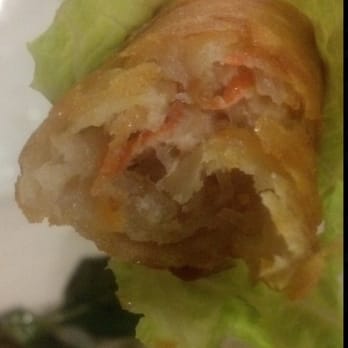 Pho 22 - Inside that delicious spring roll - Vietnamese Near Me - Montrose, California