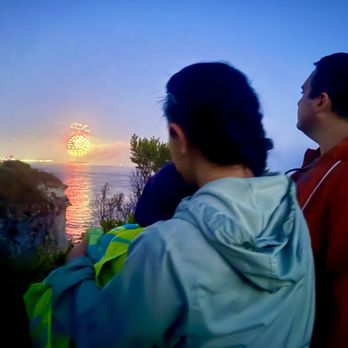 Dinosaur Caves Park - Great spot to watch July 4th fireworks - Parks Near Me - Pismo Beach, California