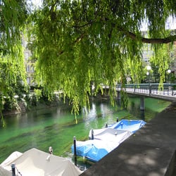 Schanzengraben - The Schenzengraben, taken while approaching the Selnau Bridge.