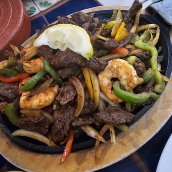 La Costa Mariscos - Steak and shrimp fajitas - Seafood Near Me - Bakersfield, California La Costa Mariscos - Steak and shrimp fajitas - Seafood Near Me - Bakersfield, California