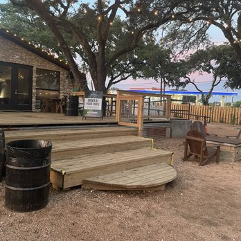 Pickle Hub - Outside patio going to the bar - Pickleball Near Me - Austin, Texas