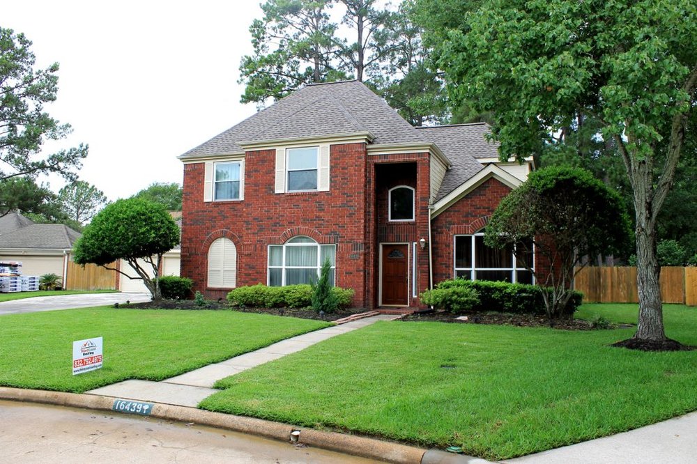 Slide of Third Coast Roofing