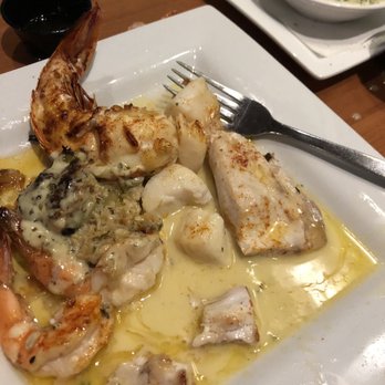 Hobo's Cafe - Broiled Seafood Combo with Key Lime Sauce added, yummmmo - New American Near Me - Key Largo, Florida Hobo's Cafe - Broiled Seafood Combo with Key Lime Sauce added, yummmmo - New American Near Me - Key Largo, Florida