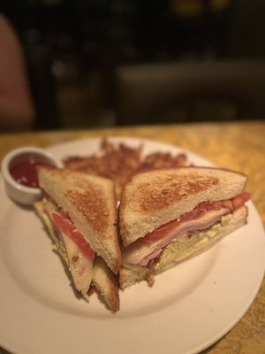 Grand Lux Cafe by null
