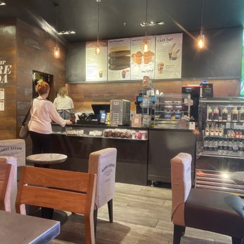 Hotel Chocolat - Gift Shops Near Me - Liverpool, XMS