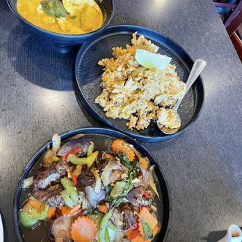Emporium Thai - UCLA Pumpkin Curry, chicken fried rice, Eggplant -vegan - Thai Near Me - Los Angeles, California Emporium Thai - UCLA Pumpkin Curry, chicken fried rice, Eggplant -vegan - Thai Near Me - Los Angeles, California