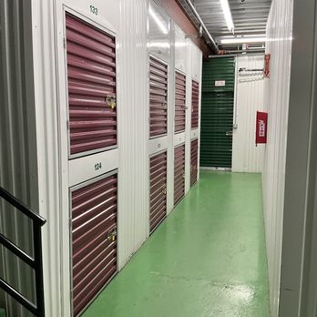 iStorage - Self Storage Near Me - Auburndale, Florida
