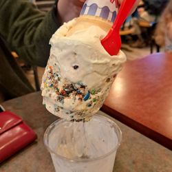 Oscar's Frozen Custard