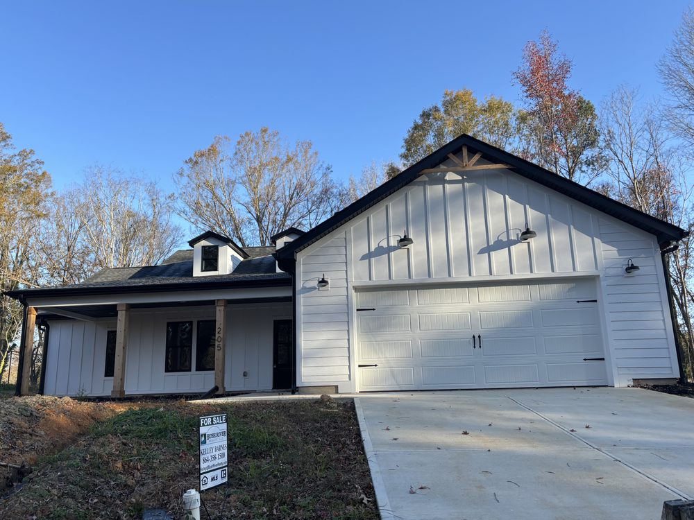 Slide of Upstate Hardy Construction Homes